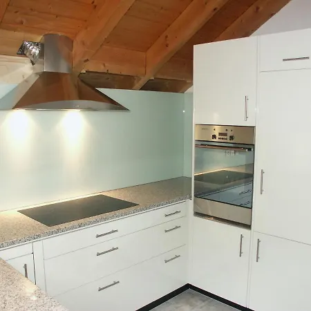 Appartement Heidiholiday-jenins Grand Maisonette-attika Mit Office & Relax-bereich, Aussenparkplatz & Garage, Geschuetzte Sonnen-panoramaterrasse, Aufgewertet 2024 Jenins