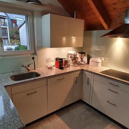 Heidiholiday-jenins Grand Maisonette-attika Mit Office & Relax-bereich, Aussenparkplatz & Garage, Geschuetzte Sonnen-panoramaterrasse, Aufgewertet 2024 *