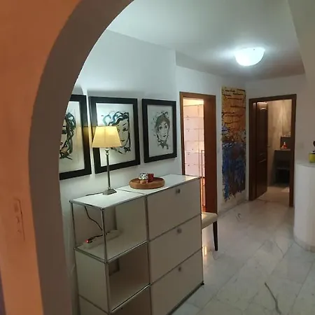 Heidiholiday-jenins Grand Maisonette-attika Mit Office & Relax-bereich, Aussenparkplatz & Garage, Geschuetzte Sonnen-panoramaterrasse, Aufgewertet 2024 Apartment