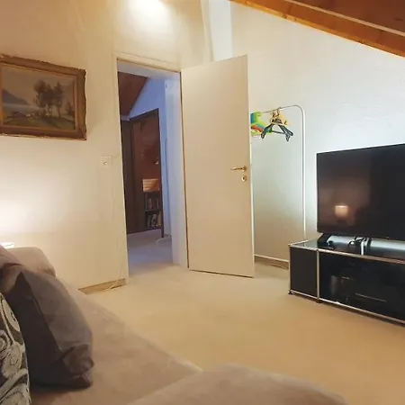 Lejlighed Heidiholiday-jenins Grand Maisonette-attika Mit Office & Relax-bereich, Aussenparkplatz & Garage, Geschuetzte Sonnen-panoramaterrasse, Aufgewertet 2024