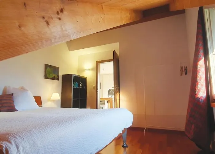 Heidiholiday-jenins Grand Maisonette-attika Mit Office & Relax-bereich, Aussenparkplatz & Garage, Geschuetzte Sonnen-panoramaterrasse, Aufgewertet 2024 *